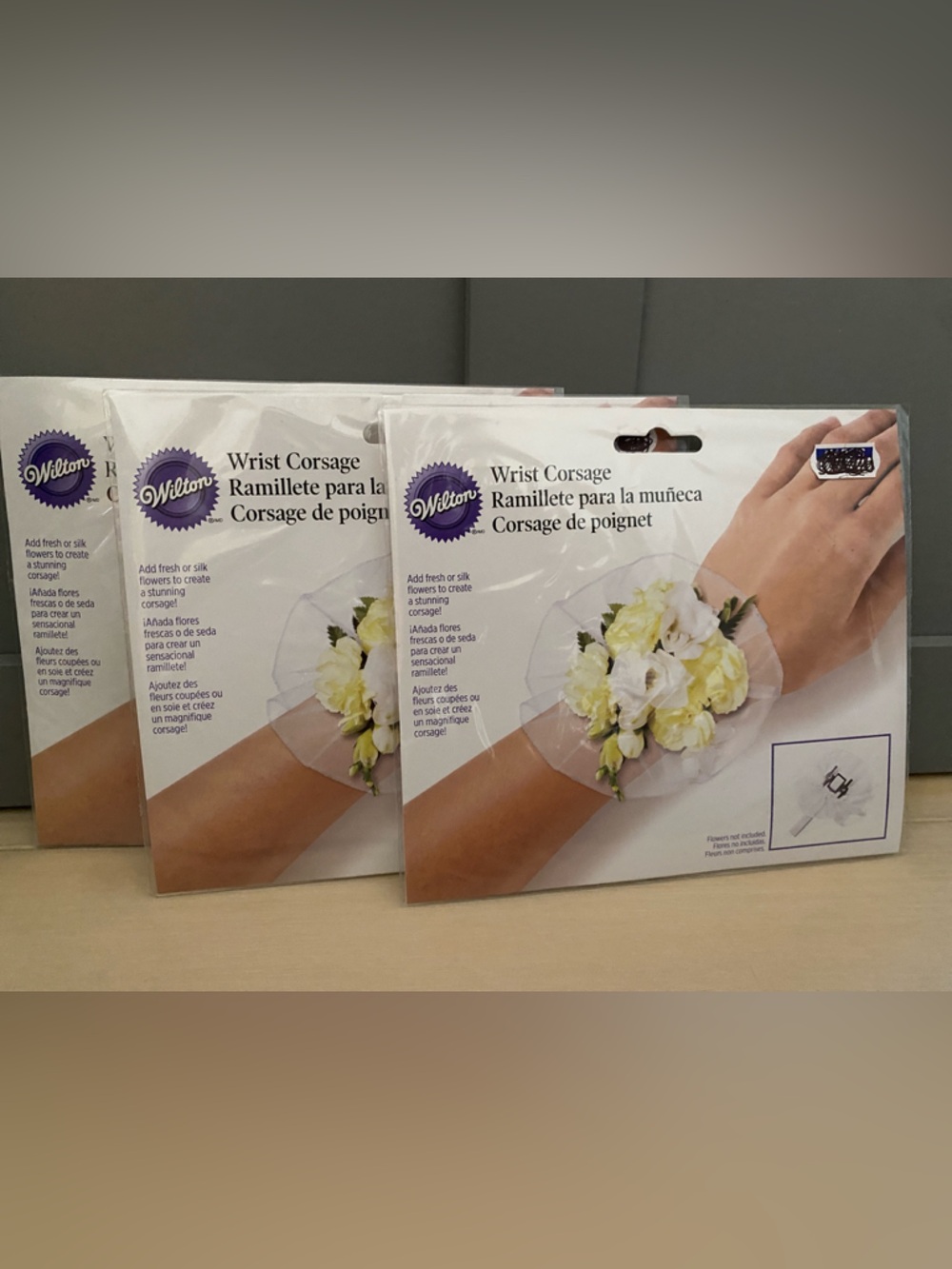 Wilton White DIY Wrist Corsage with Tulle Accent - set of 3 - PROM WEDDING